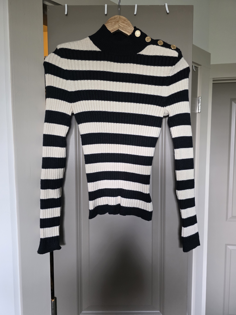 EXPRESS Brand Striped Sweater